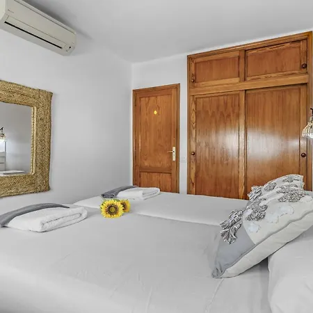 Hola Arnage Pool View Puerto del Carmen