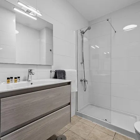 Hola Arnage Pool View Apartamento