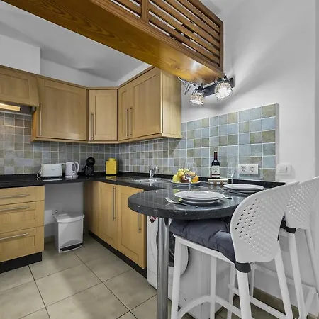 Hola Arnage Pool View Apartamento